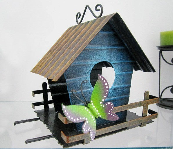 Casita de pájaros con pie de amigo